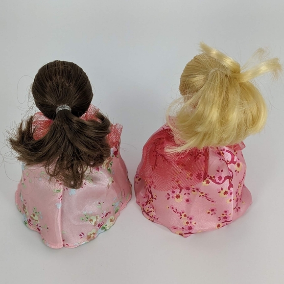 2 Cupcake Surprise Dolls - Picture 4 of 4